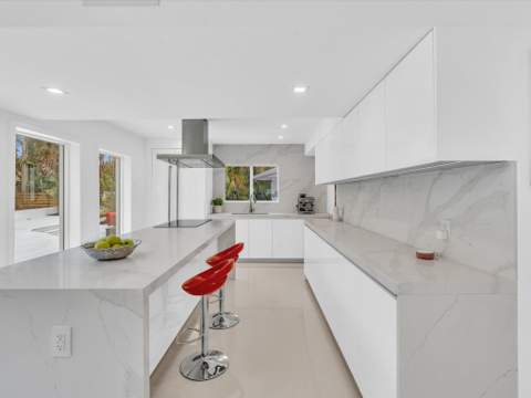 1903 Bay Drive, Pompano Beach FL - photo 19 of 125