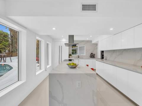 1903 Bay Drive, Pompano Beach FL - photo 20 of 125