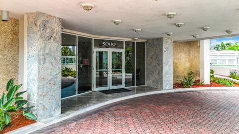 3000 Holiday Drive #1505, Fort Lauderdale FL - photo 6 of 62