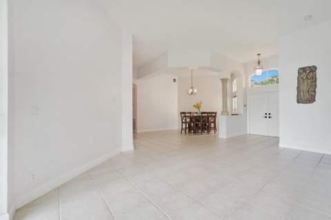 5005 NW 57th Terrace, Coral Springs FL - photo 9 of 37