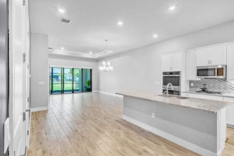 7524 N Blue Spring Drive, Parkland FL - photo 8 of 73