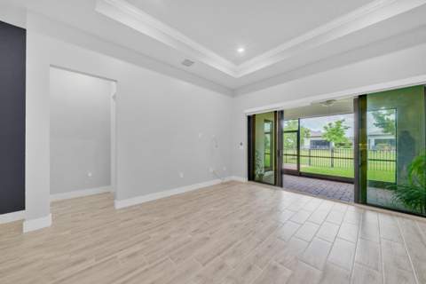 7524 N Blue Spring Drive, Parkland FL - photo 20 of 73