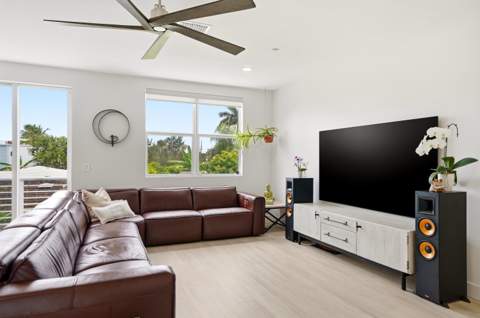 1210 NE 11th Avenue, Fort Lauderdale FL - photo 24 of 46