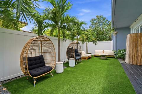 1210 NE 11th Avenue, Fort Lauderdale FL - photo 8 of 46