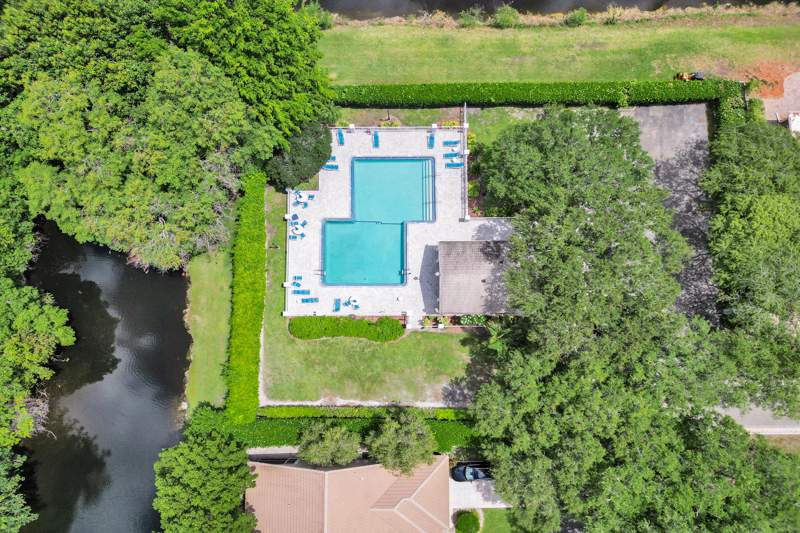 3 bedroom Single Family Residence at 12706 NW 20th Court, Georgetown At Eagle Trace, Coral Springs — photo 2