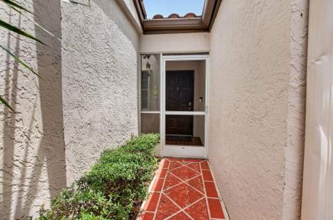 6082 Waldwick Circle, Delray Beach FL - photo 6 of 123