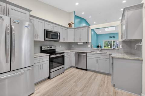 6082 Waldwick Circle, Delray Beach FL - photo 11 of 123