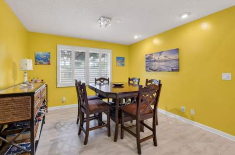 6082 Waldwick Circle, Delray Beach FL - photo 15 of 123