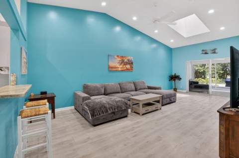 6082 Waldwick Circle, Delray Beach FL - photo 17 of 123