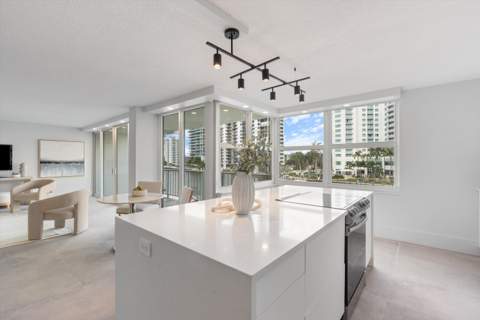 2800 E Sunrise Boulevard #4c, Fort Lauderdale FL - photo 7 of 49
