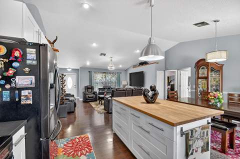 7625 Woodland Creek Lane, Lake Worth FL - photo 21 of 54