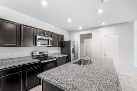 3351 Liberty Square Way, Fort Pierce FL - photo 12 of 40