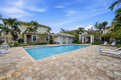 6993 Pines Circle, Coconut Creek FL - photo 13 of 40