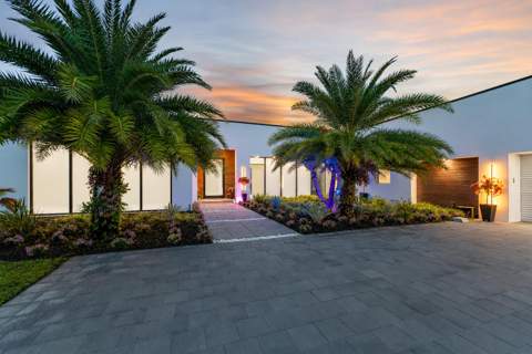 9741 SE Gomez Avenue, Hobe Sound FL - photo 6 of 114