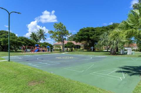 1073 Aspri Way, Riviera Beach FL - photo 15 of 18