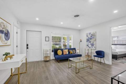 4601 NE 4th Avenue, Fort Lauderdale FL - photo 8 of 34