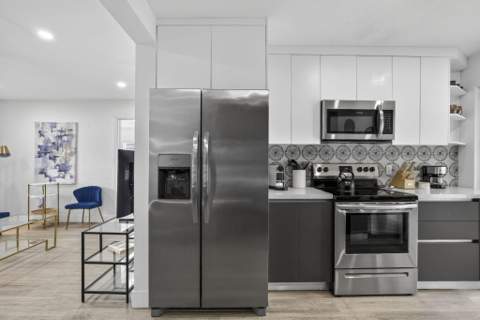 4601 NE 4th Avenue, Fort Lauderdale FL - photo 15 of 34