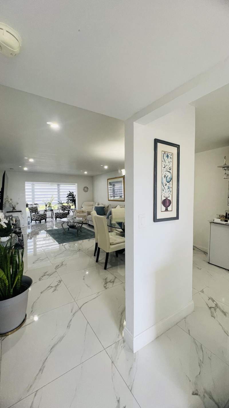 2 bedroom Condominium at 9330 S Sunrise Lakes Boulevard #304, Sunrise Lakes 100 Condo, Sunrise — photo 5
