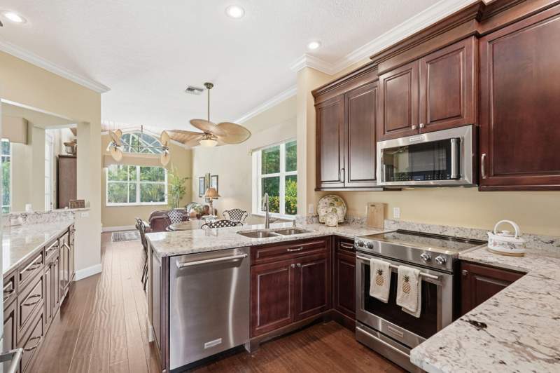 4 bedroom Single Family Residence at 6483 SE Wild Olive Lane, Summerfield, Stuart — photo 2