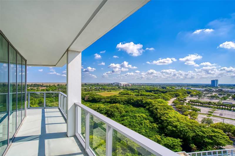 2 bedroom Condominium at 2000 Metropica Way #1410, Metropica North Tower One, Sunrise — photo 5