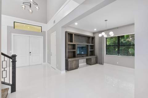 8685 Parkland Bay Drive, Parkland FL - photo 11 of 50