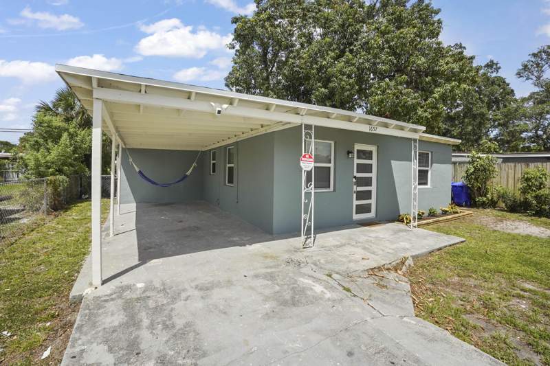 2 bedroom Single Family Residence at 1657 Lauderdale Manor Drive, Lauderdale Manors, Fort Lauderdale — photo 3