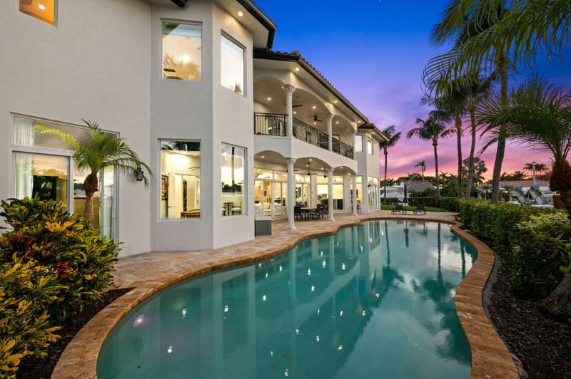 7 bedroom Single Family Residence at 1261 NE 27th Way, Country Club Isles, Pompano Beach — photo 4