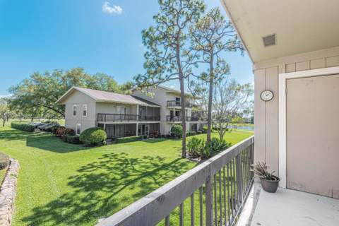 18560 SE Wood Haven Lane #G, Jupiter FL - photo 24 of 39