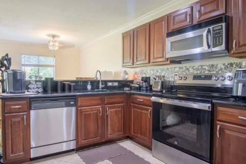 2218 SW Marshfield Court, Port St. Lucie FL - photo 8 of 24