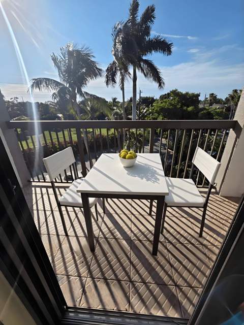 701 NW 19th Street #401, Fort Lauderdale FL - photo 12 of 47