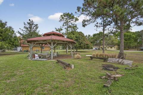 749 W Rambling Drive, Wellington FL - photo 18 of 50