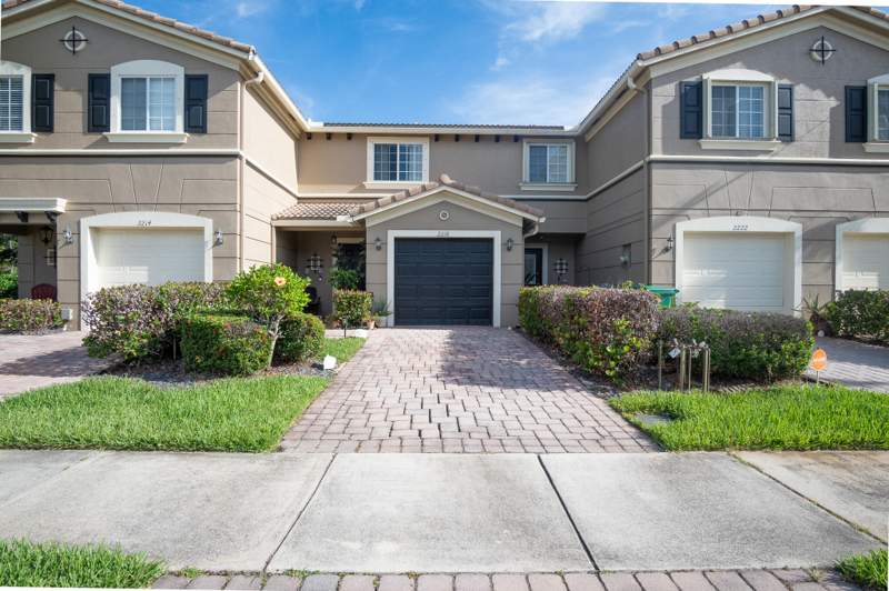 2 bedroom Townhouse at 2218 SW Marshfield Court, THIRD REPLAT OF PORTOFINO ISLES, Port St. Lucie — photo 2