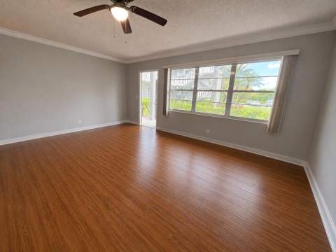 261 Suffolk, Boca Raton FL - photo 8 of 12