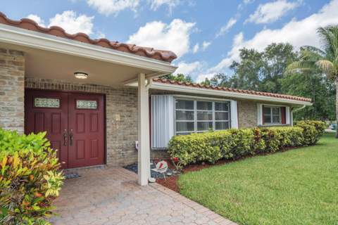 3860 NW 100th Avenue, Coral Springs FL - photo 7 of 31