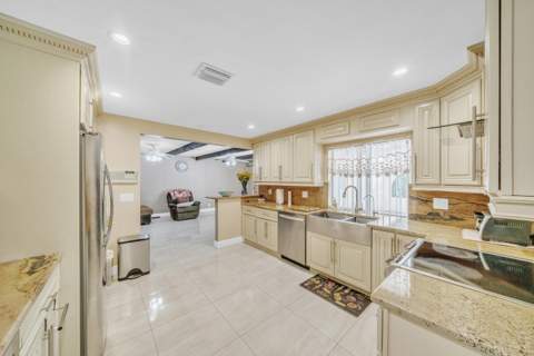 3860 NW 100th Avenue, Coral Springs FL - photo 14 of 31