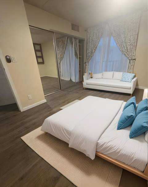 801 Three Islands Boulevard #409, Hallandale Beach FL - photo 7 of 24