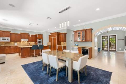 633 NE 20th Street, Wilton Manors FL - photo 19 of 63