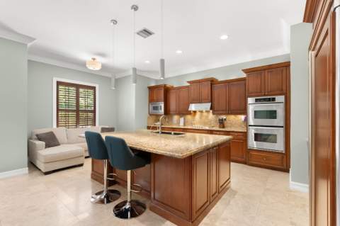 633 NE 20th Street, Wilton Manors FL - photo 20 of 63