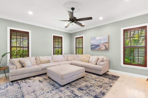 633 NE 20th Street, Wilton Manors FL - photo 14 of 63