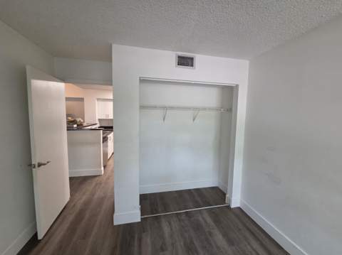 12112 Saint Andrews Place #212, Miramar FL - photo 14 of 36