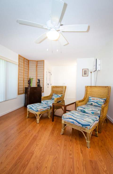 613 Oak Terrace, Jupiter FL - photo 10 of 32