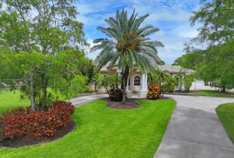 2560 Buck Ridge Trail, Loxahatchee FL - photo 7 of 65