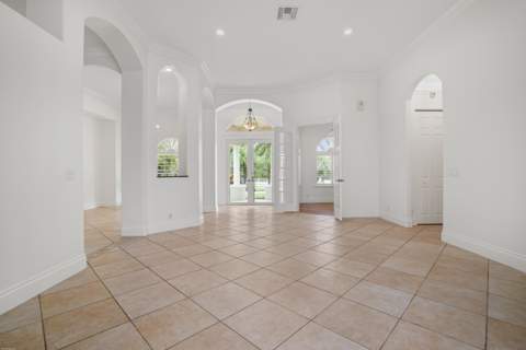 2560 Buck Ridge Trail, Loxahatchee FL - photo 11 of 65