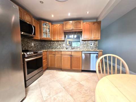 2402 Antigua Circle #E3, Coconut Creek FL - photo 6 of 132