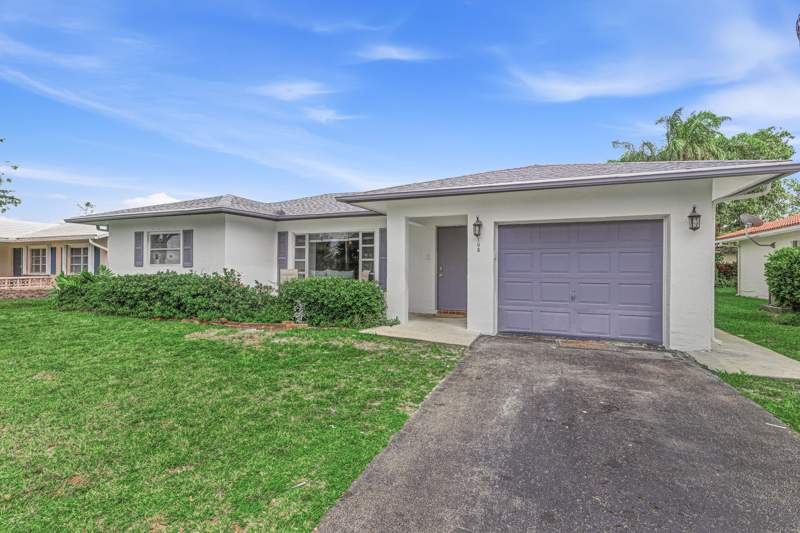 3 bedroom Single Family Residence at 8106 NW 101st Avenue, Westwood Community 6, Tamarac — photo 2
