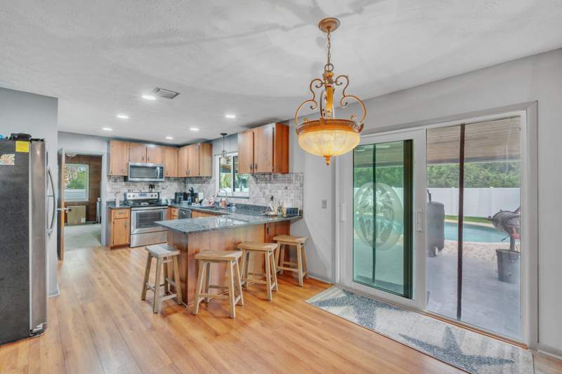 2 bedroom Single Family Residence at 6145 SE Audubon Lane, Poinciana Gardens, Hobe Sound — photo 5