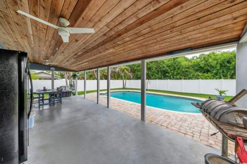 6145 SE Audubon Lane, Hobe Sound FL - photo 16 of 41