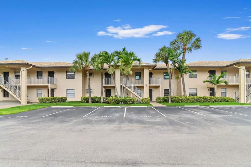1 bedroom Condominium at 5530 Lakeside Drive #203, Viewpointe, Margate — photo 3