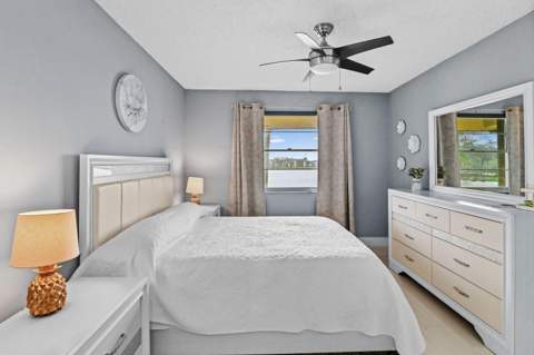 5530 Lakeside Drive #203, Margate FL - photo 13 of 25