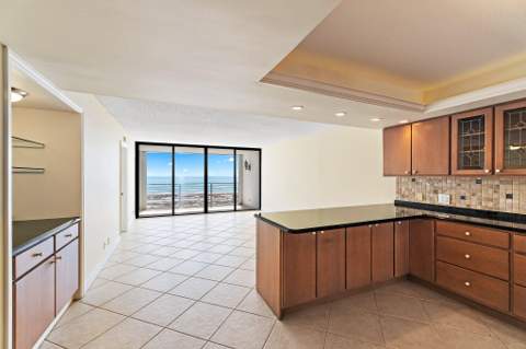 900 Ocean Drive #106, Juno Beach FL - photo 13 of 27